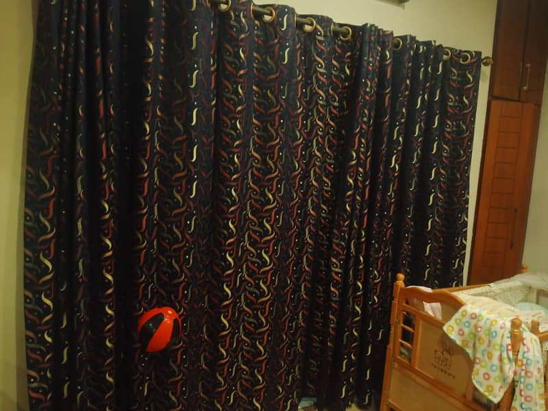 Bed with 2 side table 18