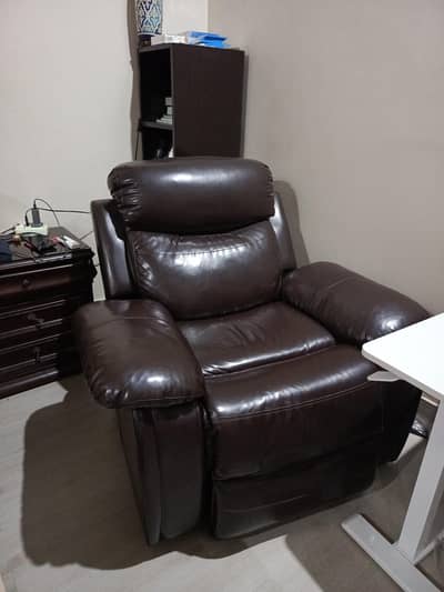 Automatic Powered Recliner