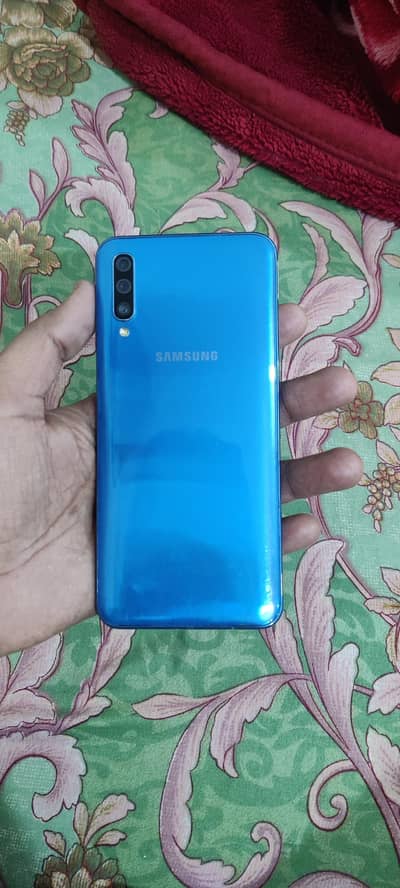 Samsung Galaxy A50