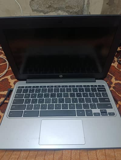 All ok hy 10/9 condition 16 GB hy