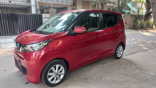 Nissan Dayz X Package , Model 2022 , Unregistered,  One Fender Paint