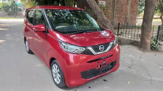 Nissan Dayz X Package , Model 2022 , Unregistered,  One Fender Paint