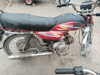 Whatsapp num 0/3/0/8/4/9/3/2/0/8/1