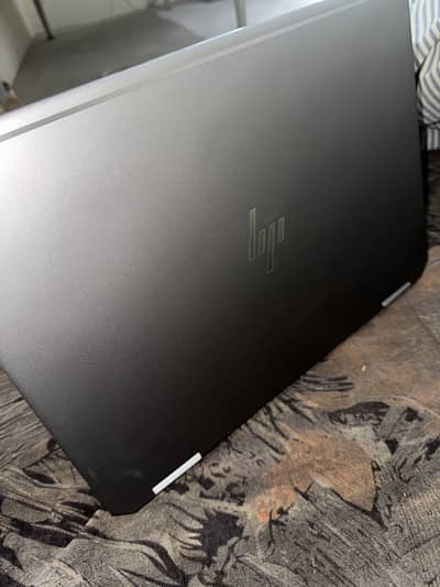 HP Zbook studio x360 G5