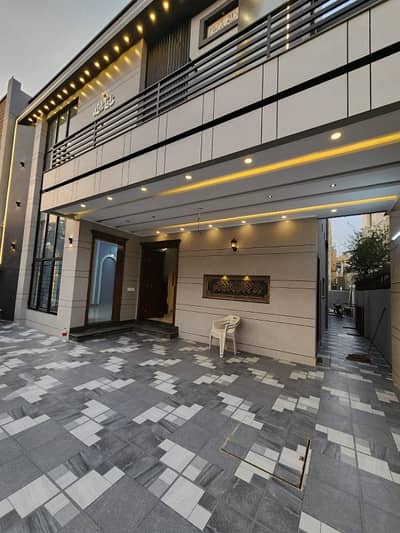 10 MARLA Brand New Double Storey Stylish Ultra Modern Style Luxery House Available For Sale In Wapda Town Phase 1 Lahore By Fast Property Services Real Estate And Builders Lahore With Original Pics