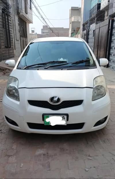 Toyota Vitz 2010/2014 Fresh Condition