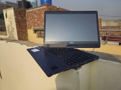 Fujitsu core i5 8th gen