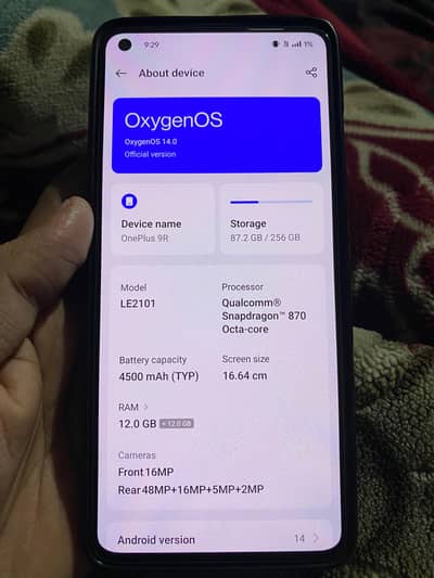 ONG PLUS 9R 12+12GB RAM. 256GB  120REFRESH RATE