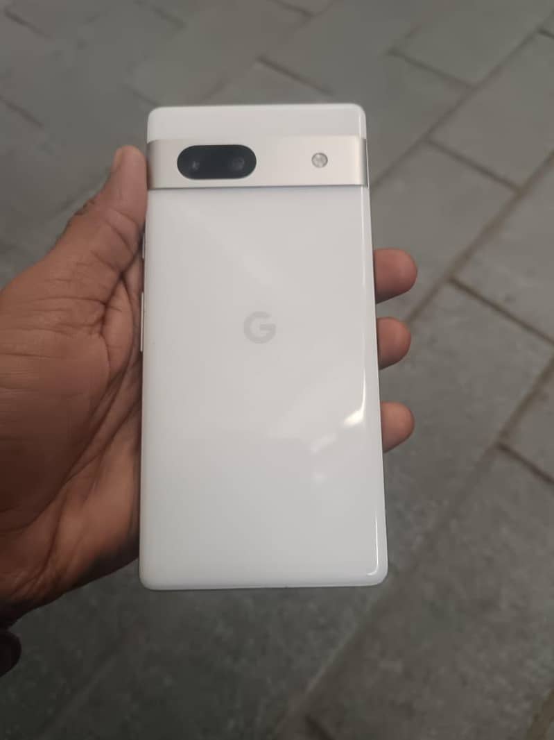 Google pixel 7a 4