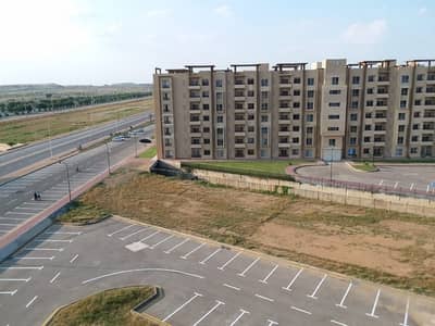 Prime Location 950 Square Feet Flat In Bahria Apartments Is Available