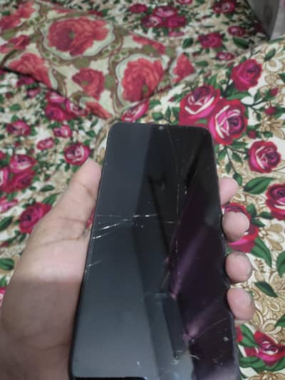 Infinix hot 8 lite 2 32 panel creak he bs