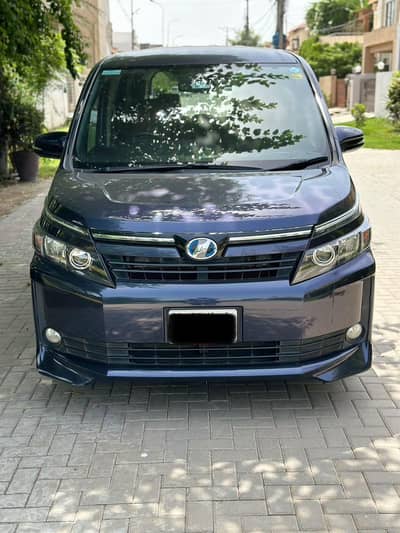 Toyota Voxy 2014 Model 2018 Import
