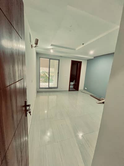 Prime Main Road Facing Apartment for Sale in Gulberg Heights High Rental Return