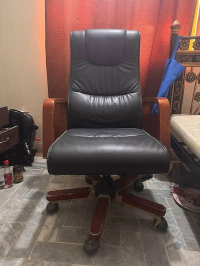 Boss chair - Executive Office chair