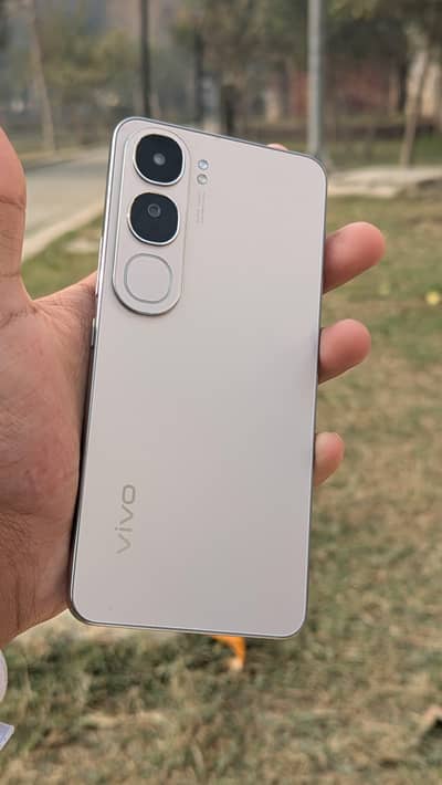 vivo y200