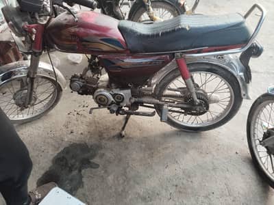 dhoom bike 2009 model engine good condition documents complete urgent