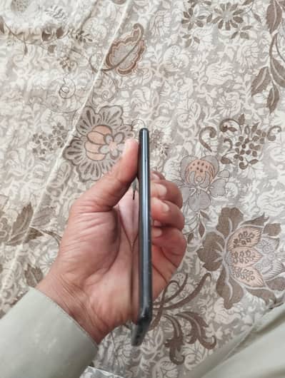 Xiaomi mi 8 hy Snapdragon 845 2.80 processor hy kamal ki device hy