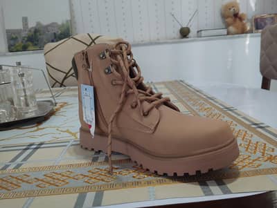 never used price is final