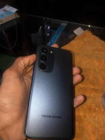 Tecno spark 40pro plus