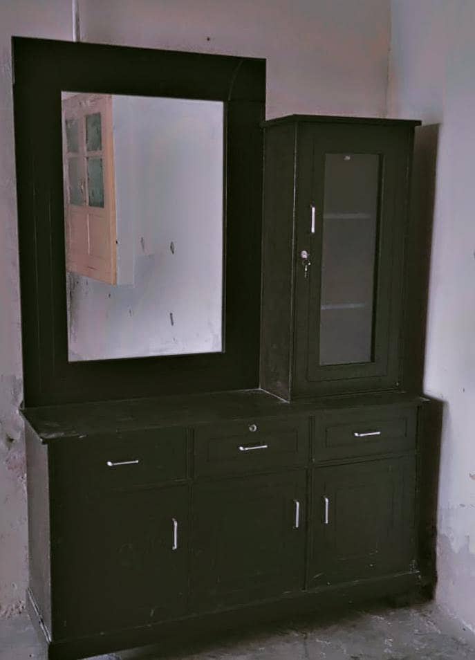 dressing table 0