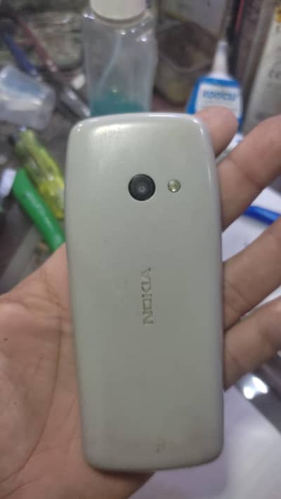 Nokia 210