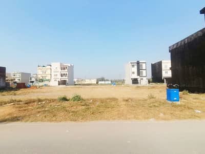 5 Marla Pair Plots available for sale in Khayaban e Zafar Housing Society Lahore.