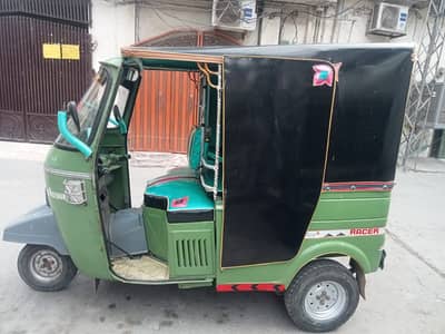 AUTO RIKSHAW 200 CC PERFECT CONDITION