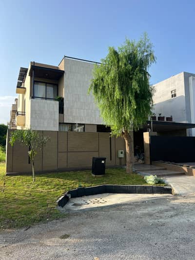 1 Kanal Designer House For Sale In Multi Gardens B-17 Islamabad B Block