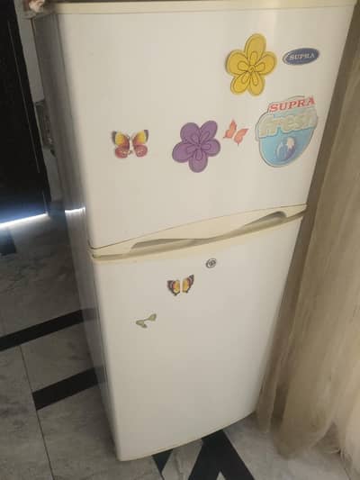 Supra brand ka fridge ka Bahir sy aya Add lazmi patain