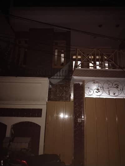 W Block Madina Town FSD 5 Marla Double Story House For Sale