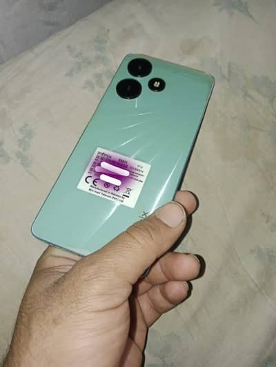 Infinix Hot 30.8. 128