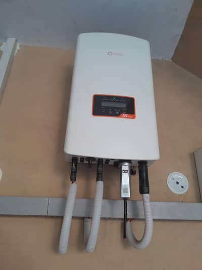 Solis Inverter IP 65 on Grid 10 KW like new in warrantyy