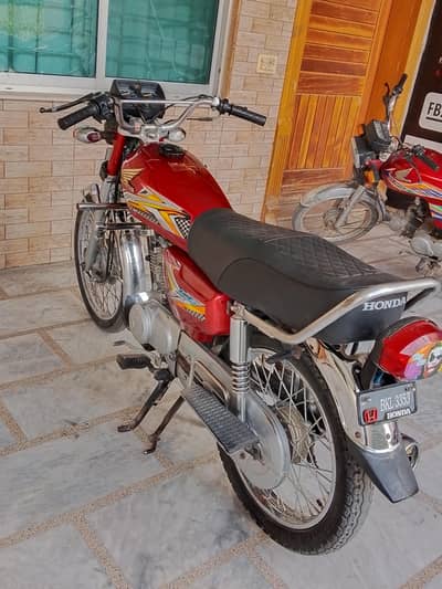 Honda 125 2011 model