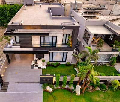 One Kanal Unique And Splendid Villa Fully Furnished, Ready To Move In Block C Of Phase 6. Prime Location