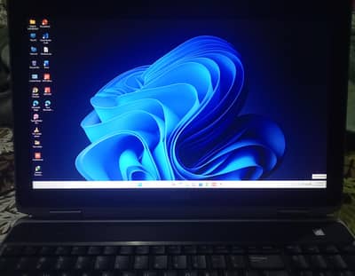 Dell Laptop with graphics card