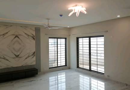 Get Your Hands On Flat In Lahore Best Area