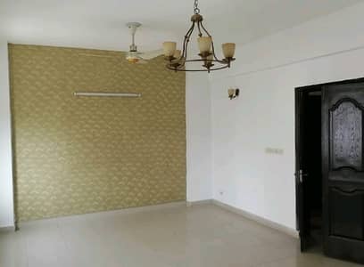 1 Kanal 4 Bedrooms House For Sale.