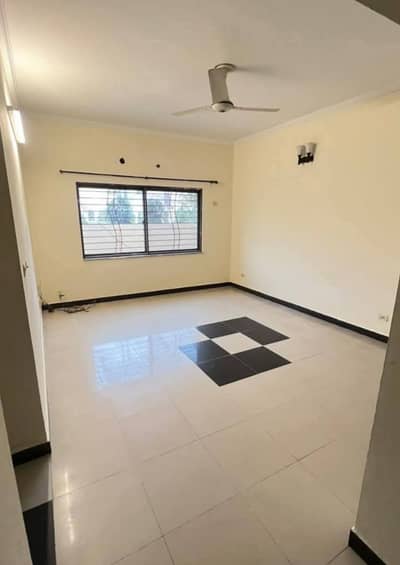 10 Marla 4 Bed House Available For Rent Askari 11 Sector B