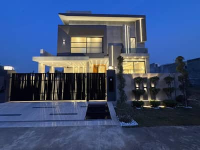 Brand New 10-Marla Elegant Masterpiece Bungalow For Sale in Lake City Meadows 5-Master Beds, 2 Kitchens, Wide TV Lounge & Dining, Prime Location, Immaculate Condition, Only 490 Lac (Negotiable)