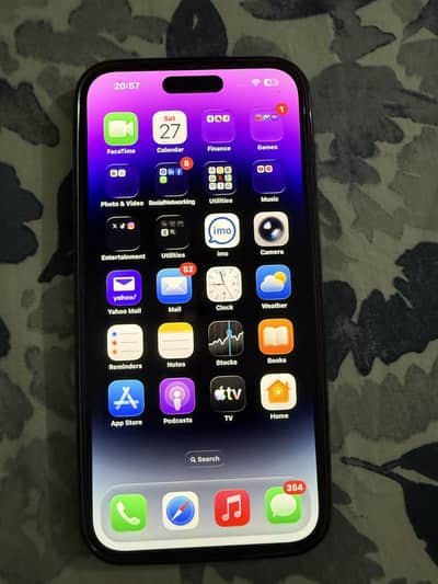 Iphone used 10/10 single handed used