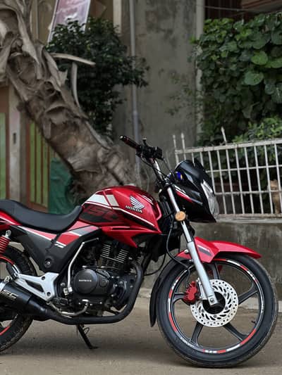 Honda CB 150F