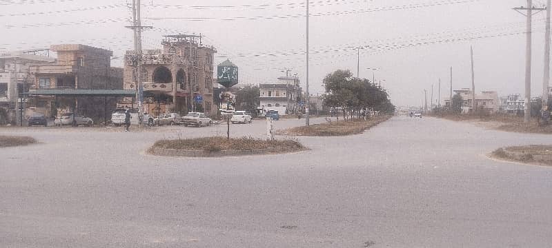 Three Side Corner Plot 4