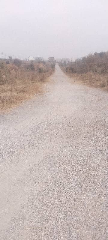 Three Side Corner Plot 6