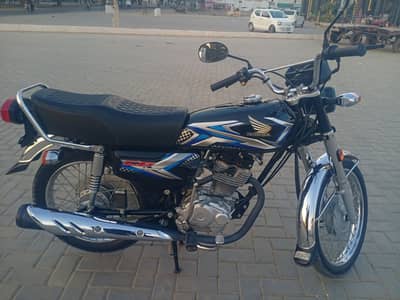 HONDA CG125 25 MODEL COPY LIGHT TO LIGHT GENUINE 8K DRIVEN 03267003587
