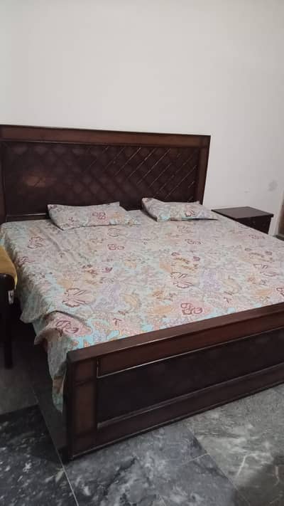 User kind size bed