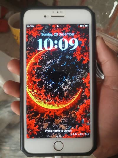 I phone 8 plus 128 all okie only exchange.  03295018223