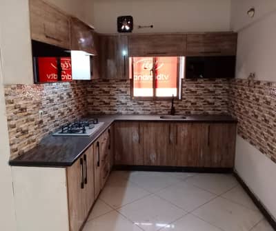 3 BED-DD FLAT (GROUND FLOOR) JUST LIKE BRAND NEW AVAILABLE FOR SALE IN KINGS COTTAGES, BOUNDARY WALL PROJECT, BLOCK-7 GULISTAN-E-JAUHAR KARACHI
