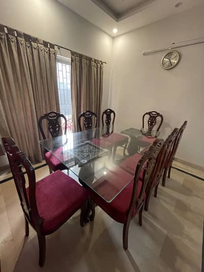 dining table 8 seater