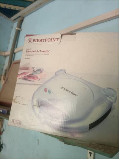 sandwich toaster h lol