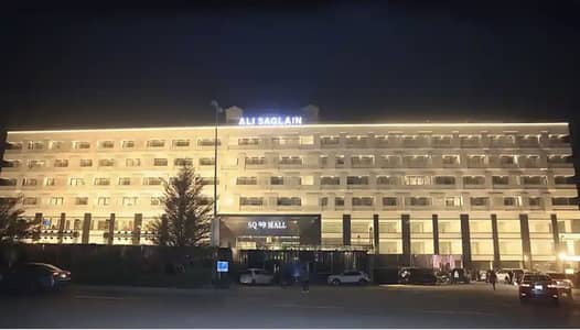 Corner Shop At Front On 2nd Floor Available For Rent